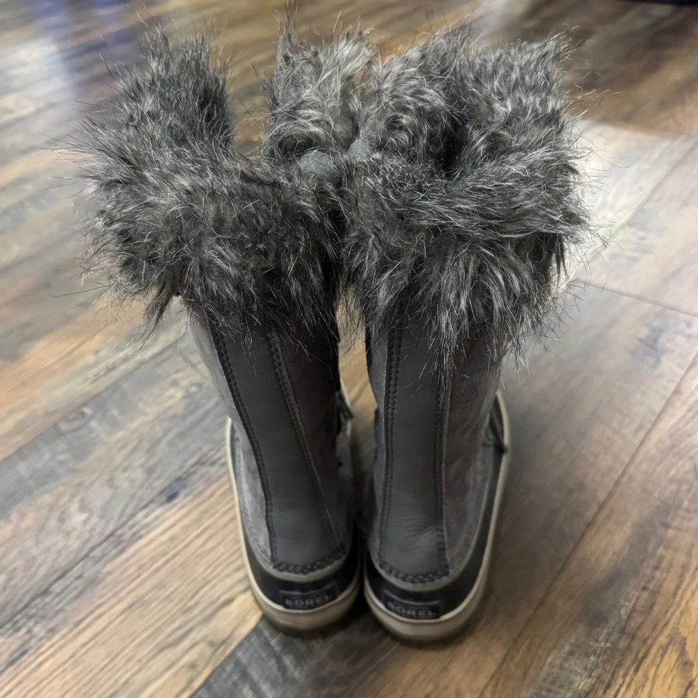 Sorel Joan‎ of Arctic Faux Fur Waterproof Winter Snow Boots Gray Women's 9.5